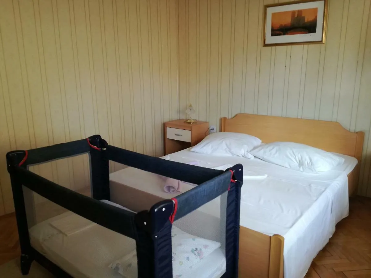 Apartman Kate Apartment Kastela